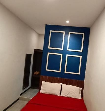 Bromo Family Guest House Kepanjen Extérieur photo